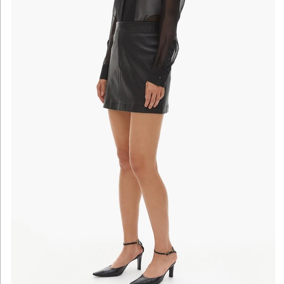Helmut Lang mini leather skirt. Worn once. - Picture 7 of 9